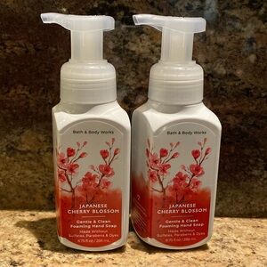 🍒2-“JAPANESE CHERRY BLOSSOM” BBW 8.75 fl oz, Gentle+Clean Foaming Hand Soap NWT